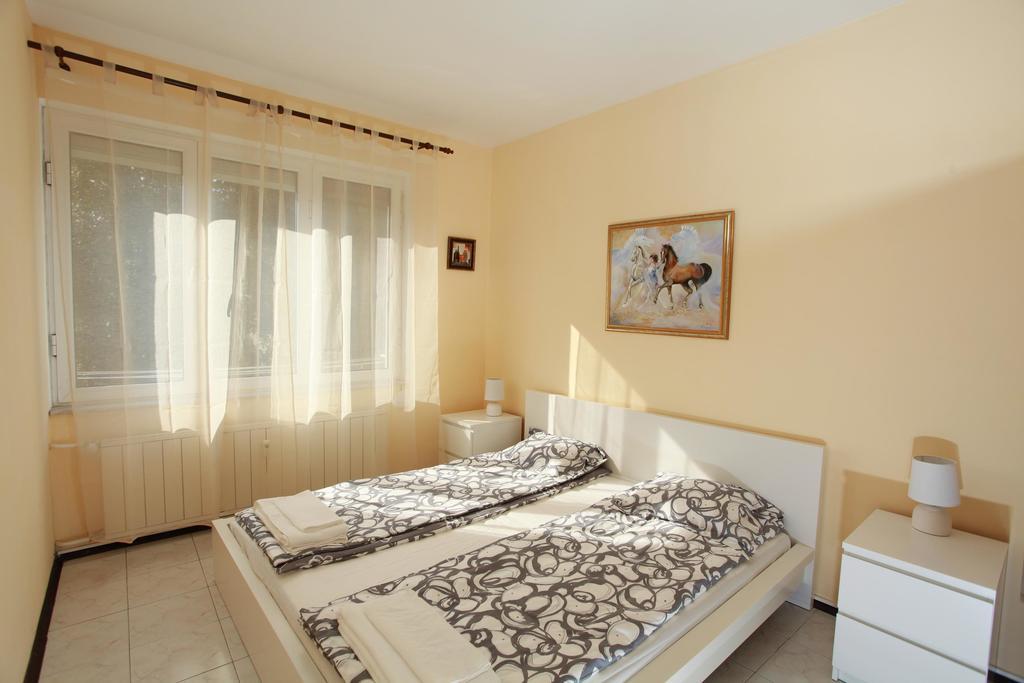 Raya Maisonette Sófia Quarto foto